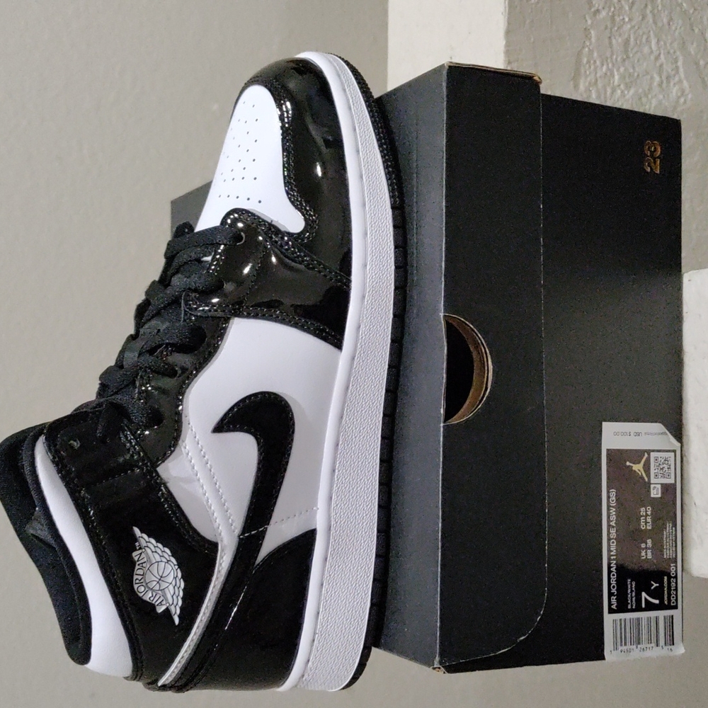 Jordan 1 mid All-star Weekend